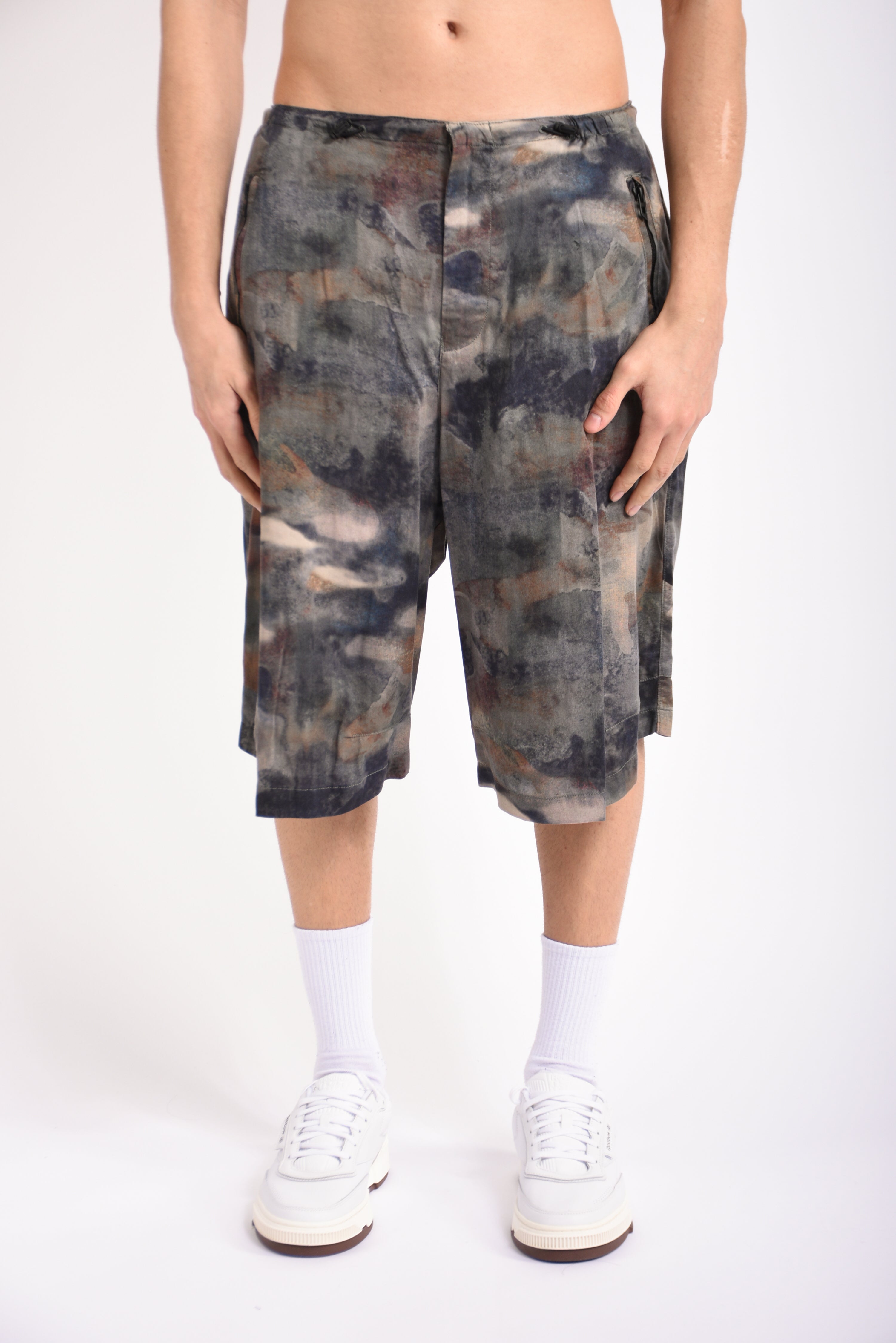 Bermuda in raso stampa camouflage