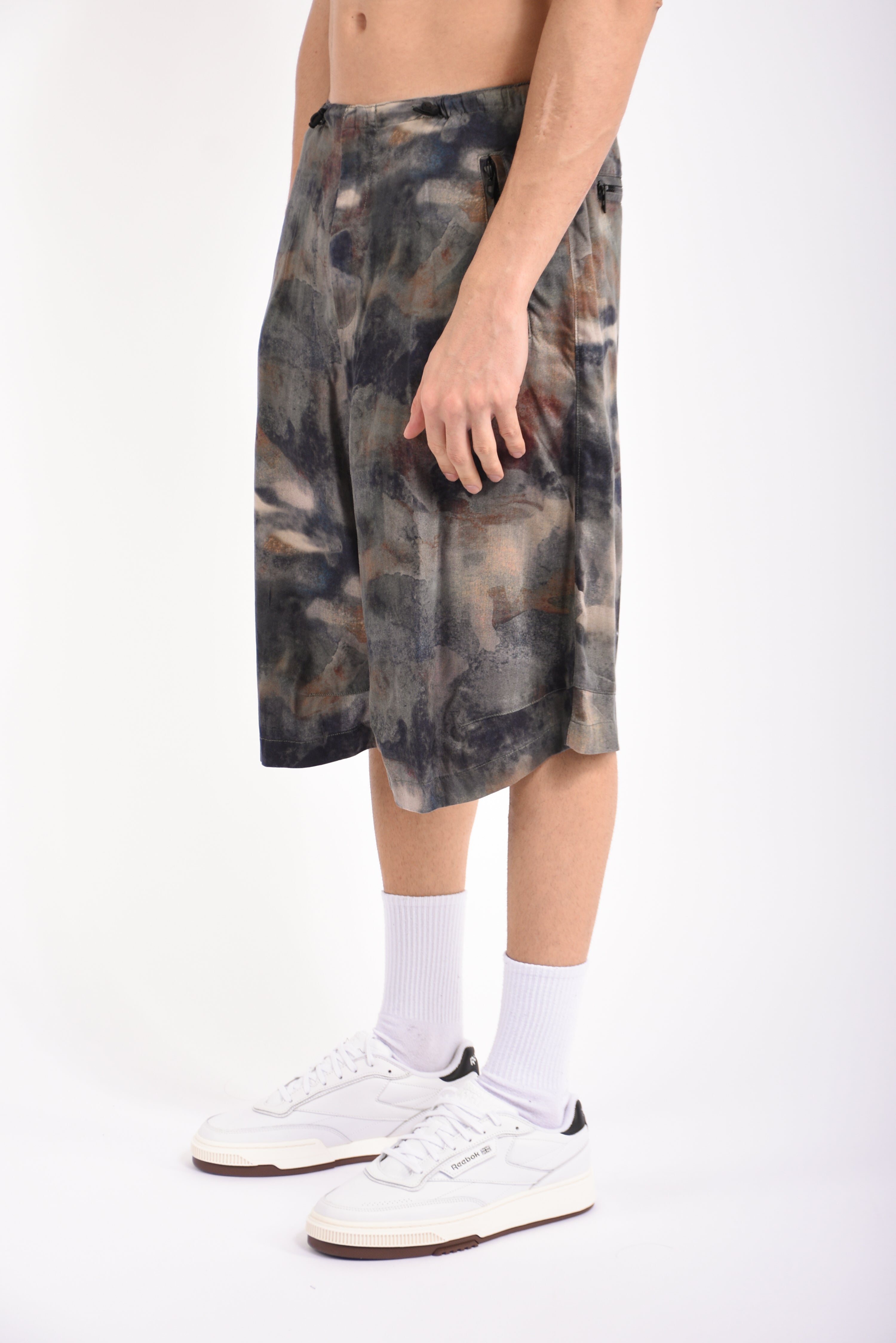 Bermuda in raso stampa camouflage