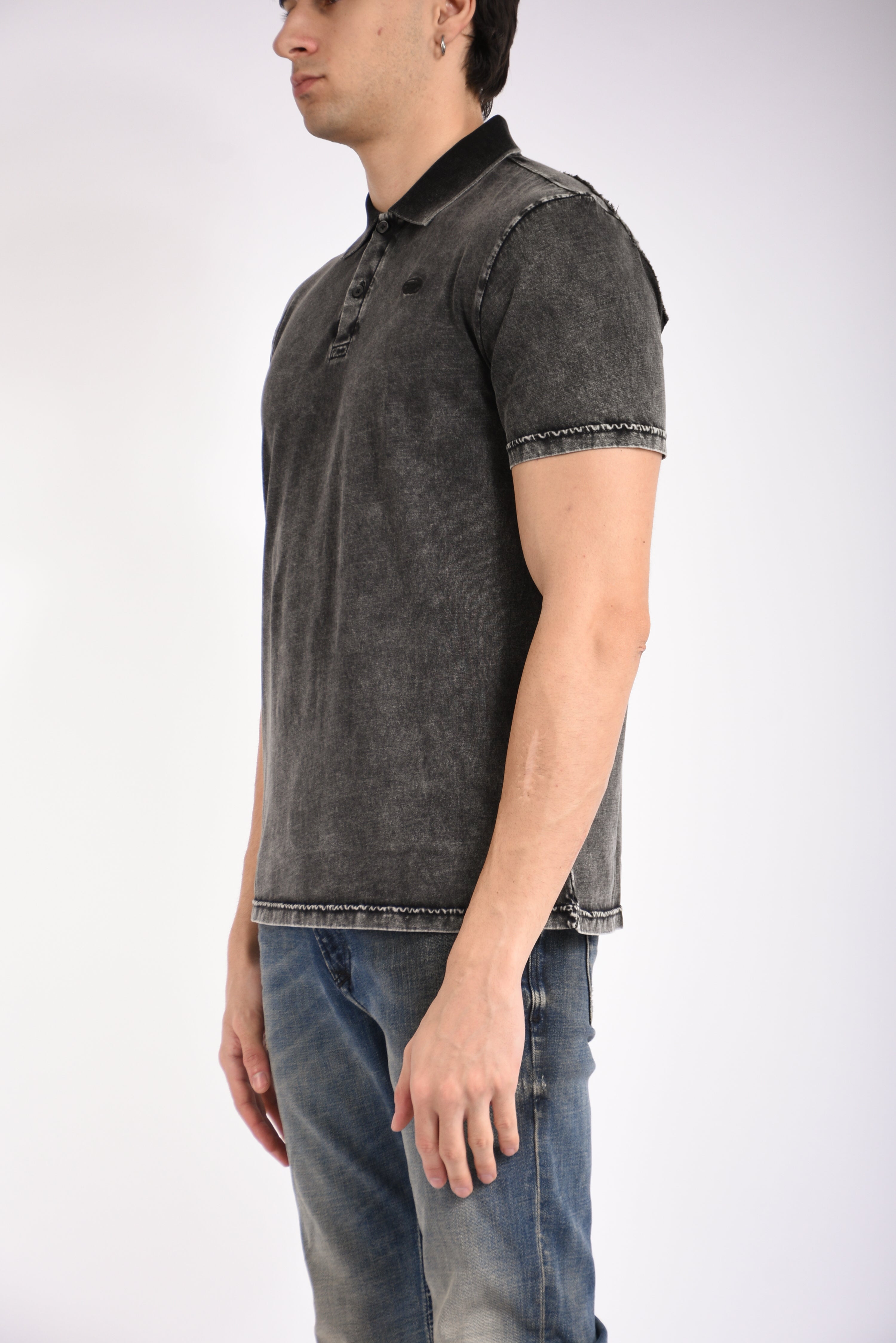 Polo acid washed