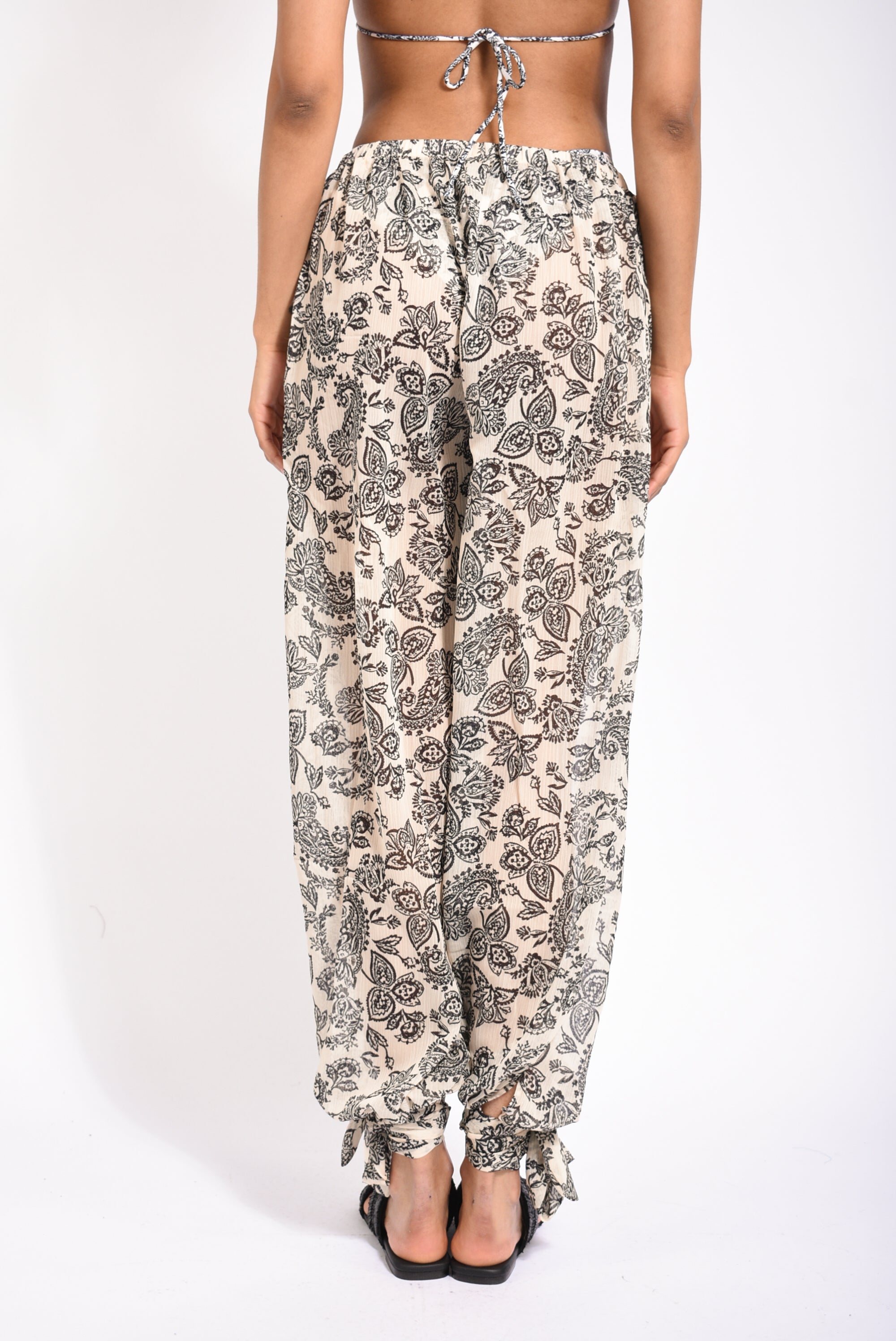 pantaloni modello arabo fantasia