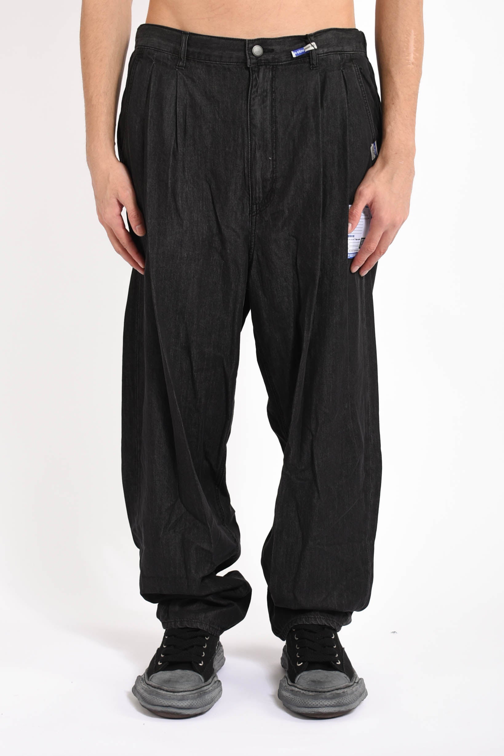 pantaloni in denim