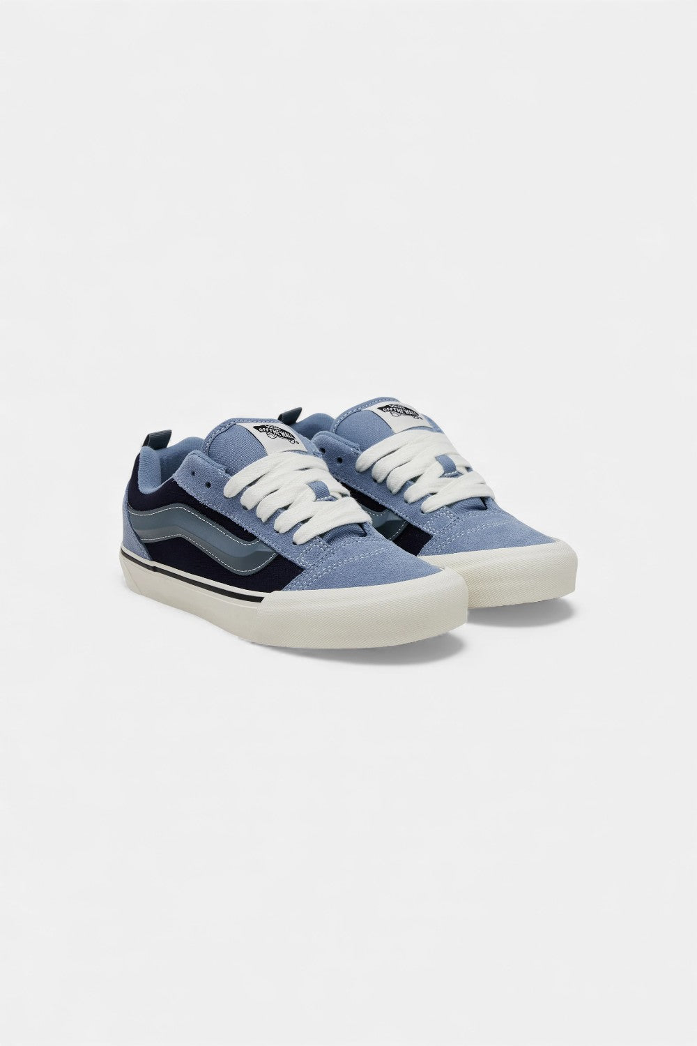 Sneakers KNU SKOOL