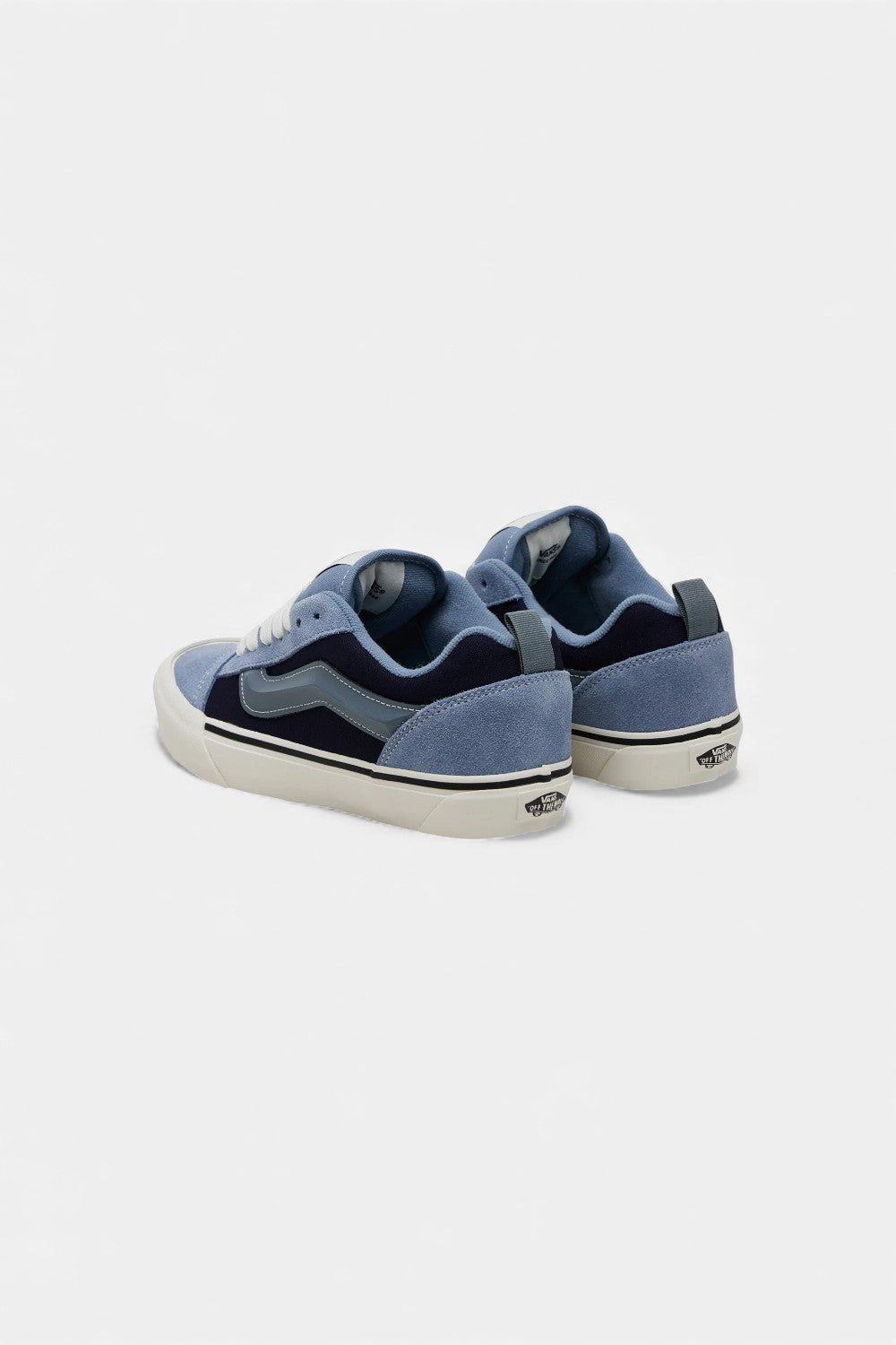 Sneakers KNU SKOOL