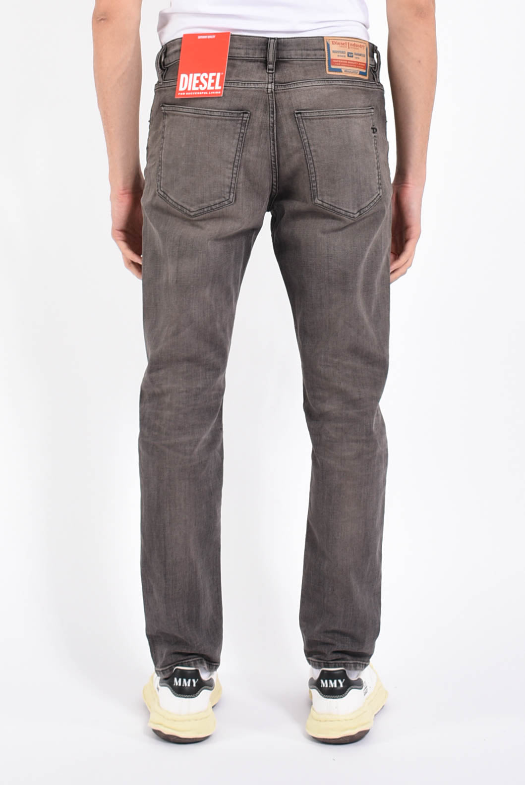 jeans  d-strukt 2019