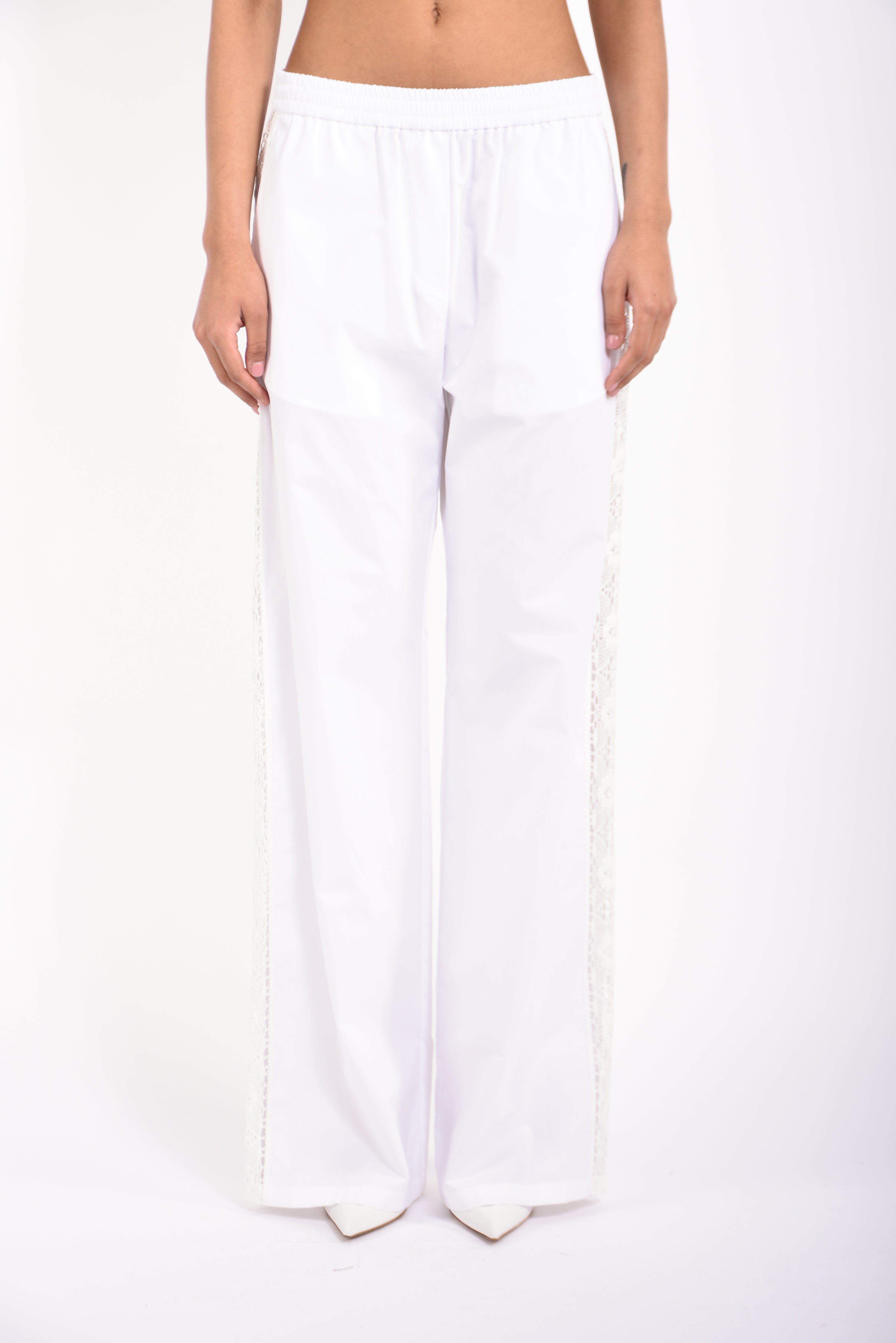 pantaloni a gamba larga con dettagli pizzo