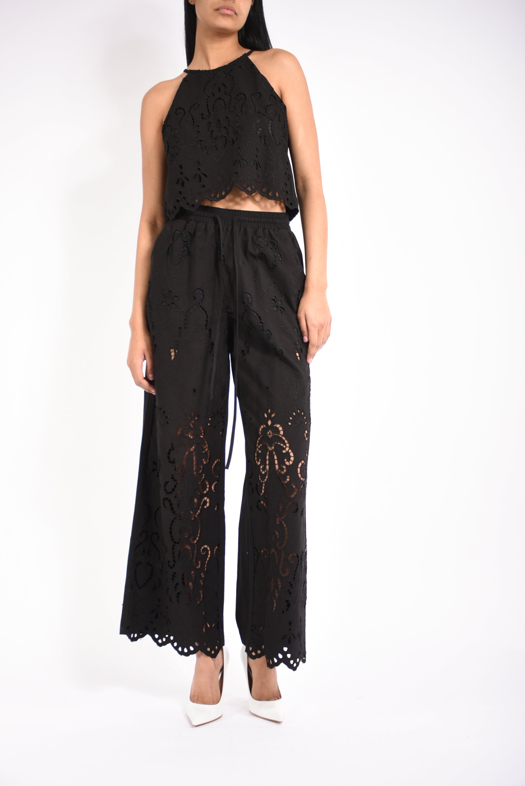 pantaloni in cotone con ricami