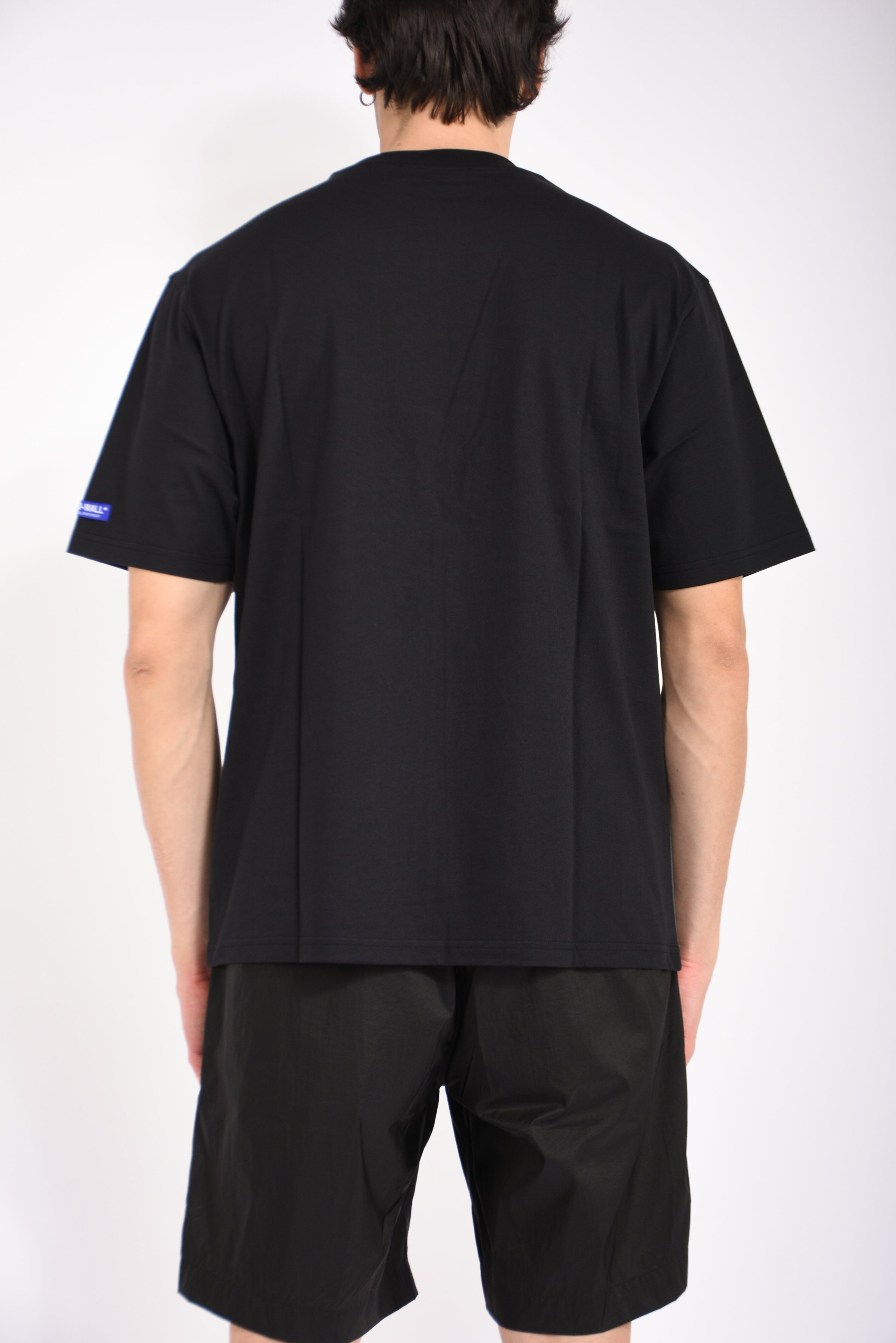 t-shirt split logo