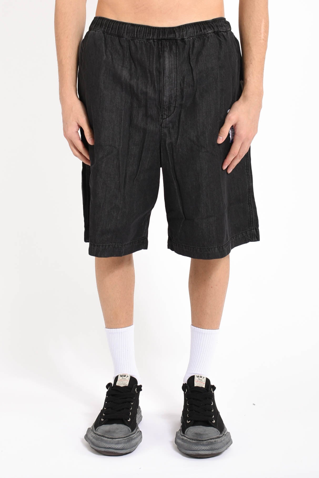 bermuda in denim
