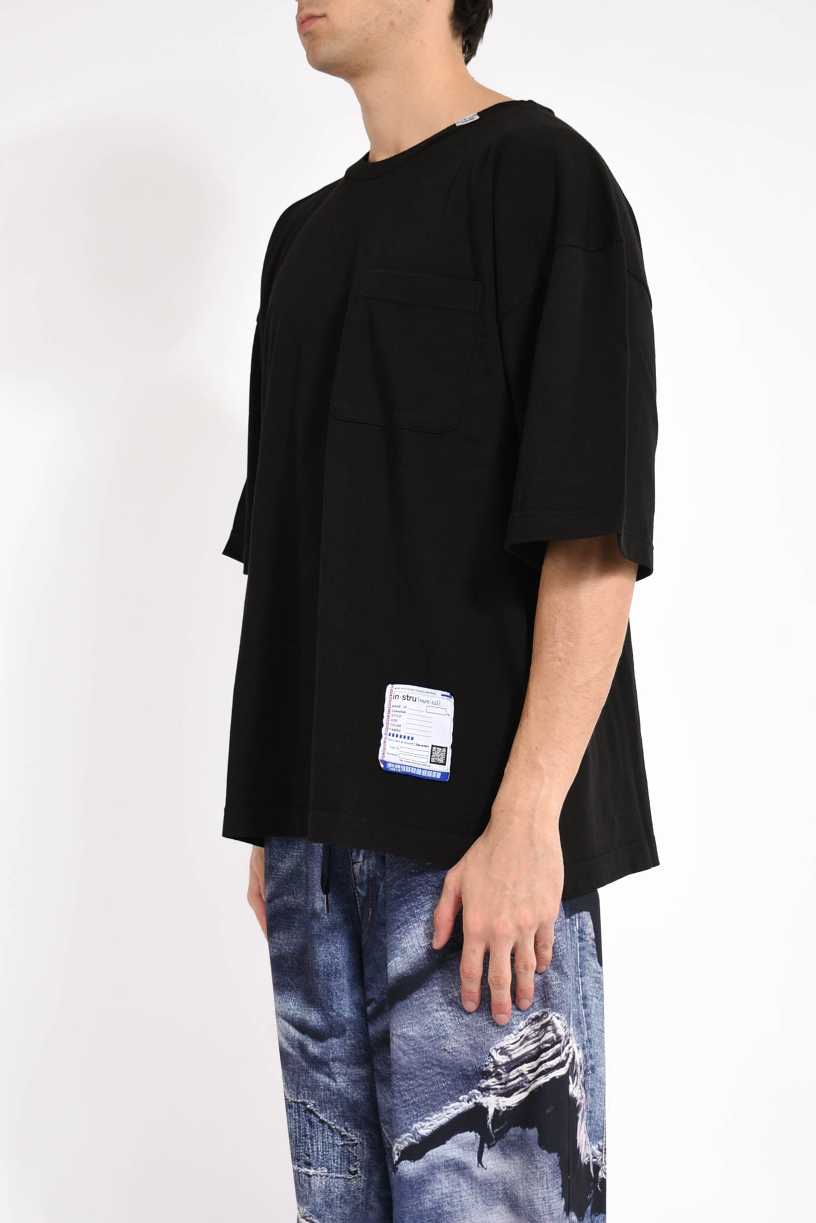 t-shirt pocket