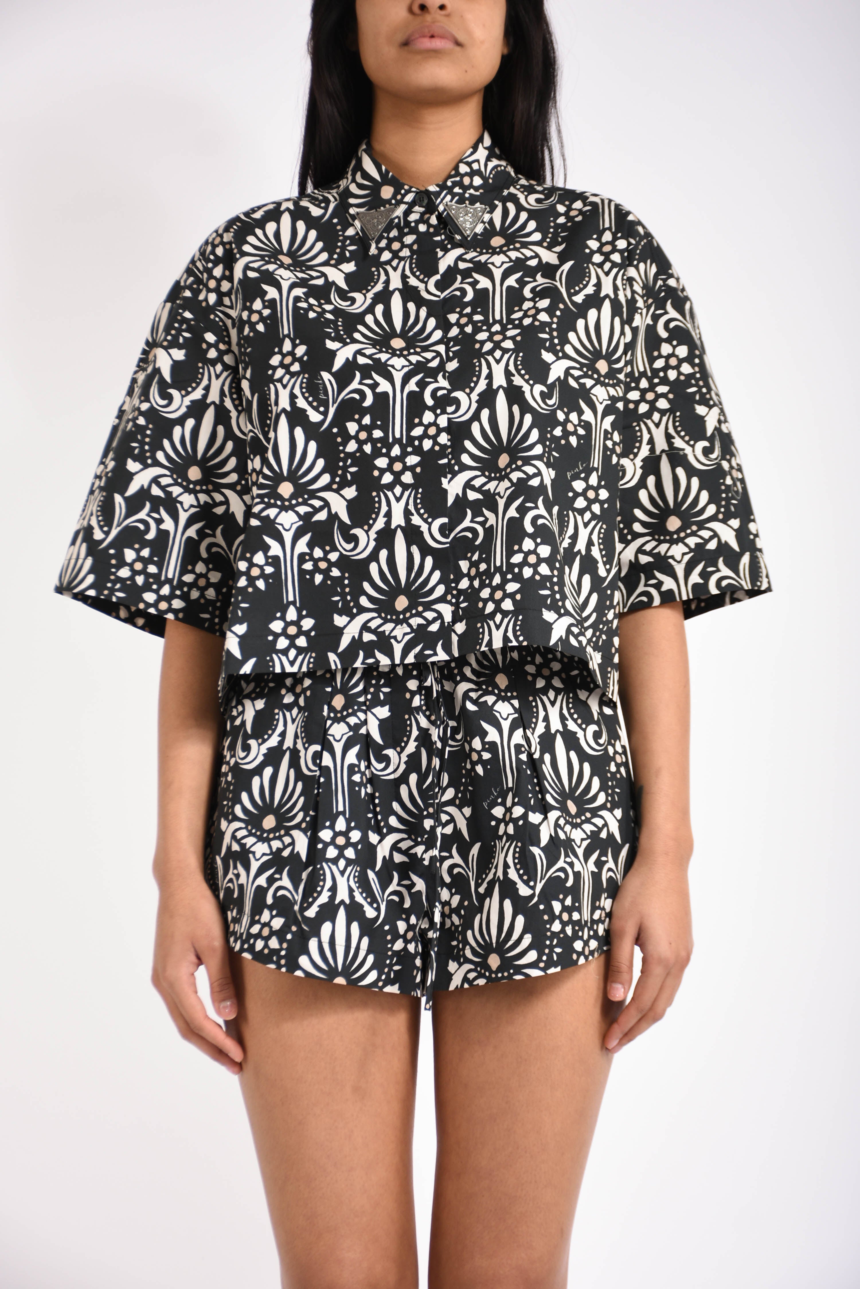Camicia cropped stampata pescara